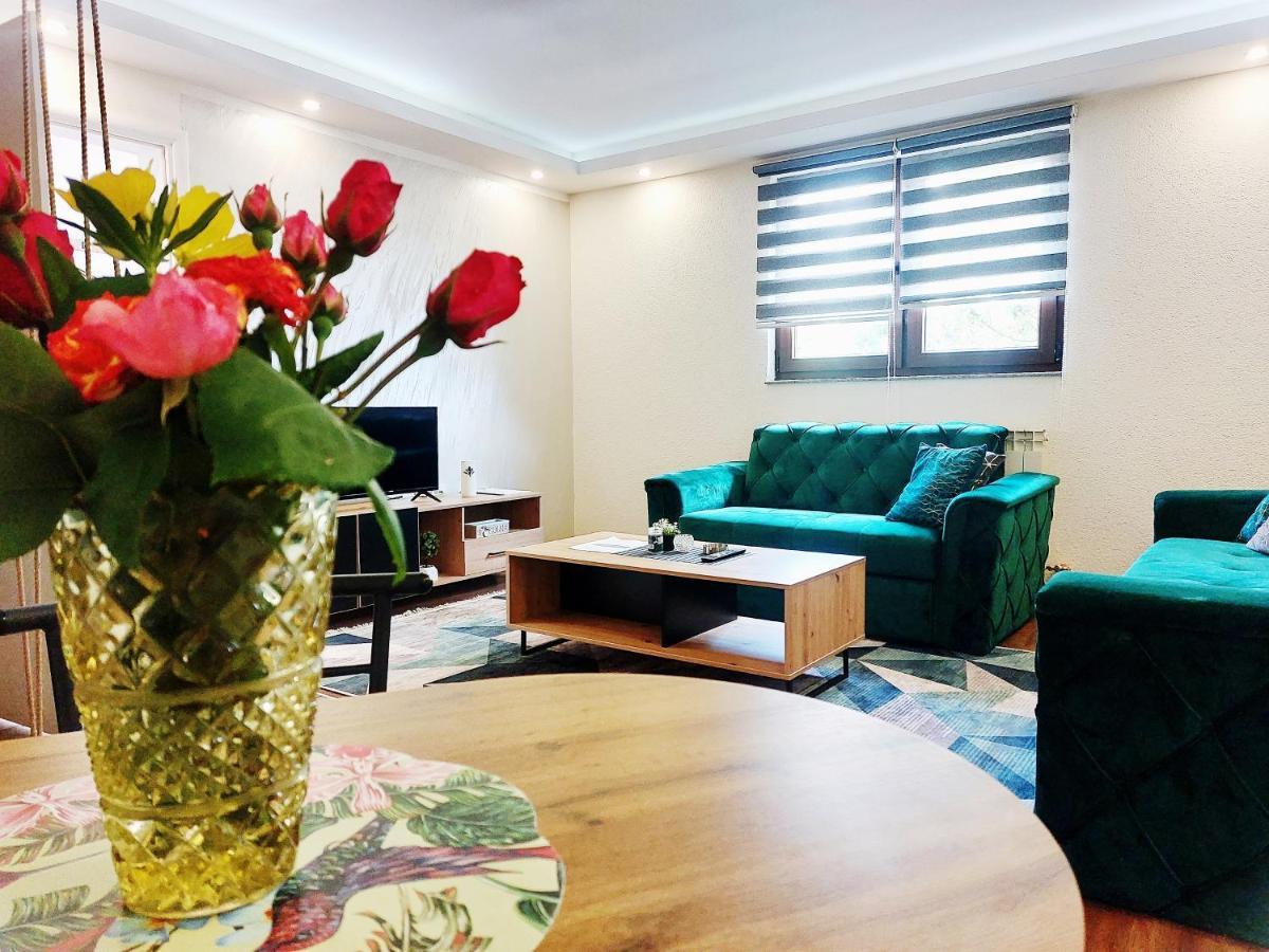 Apartman Dm Сараево Екстериор снимка
